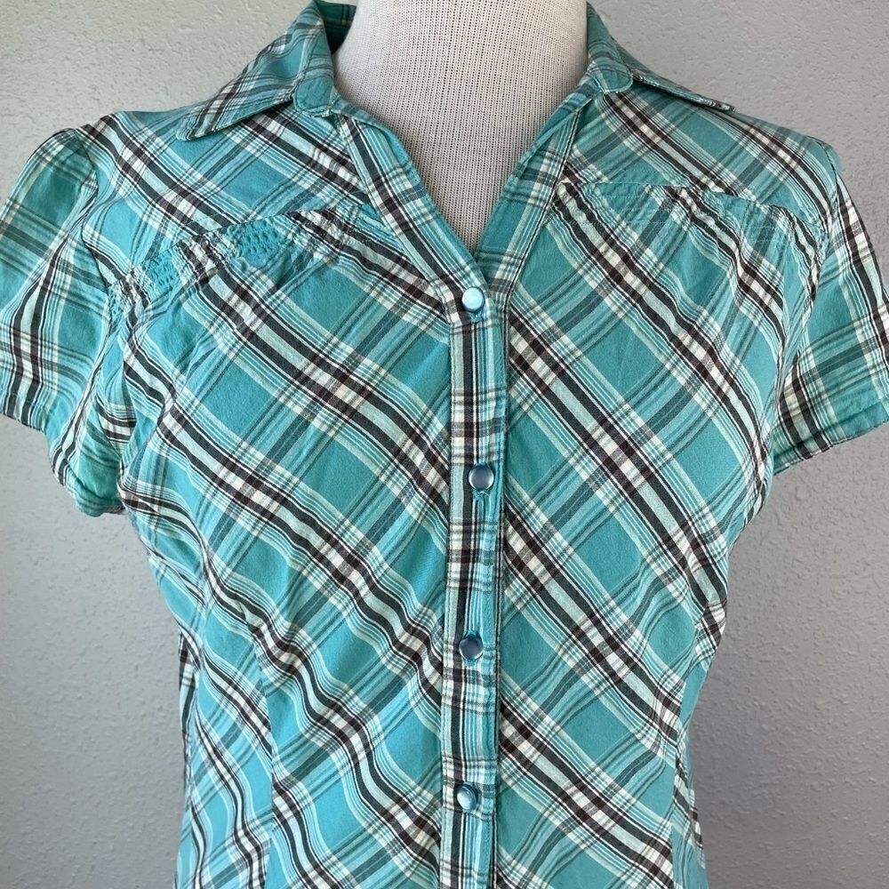 Envision Studio Matching Button Down Shirts EUC - Picture 2 of 13